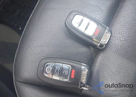 2012 Audi Q5 2.0T Premium z USA, uszkodzony, nr VIN WA1LFAFPXCA138885